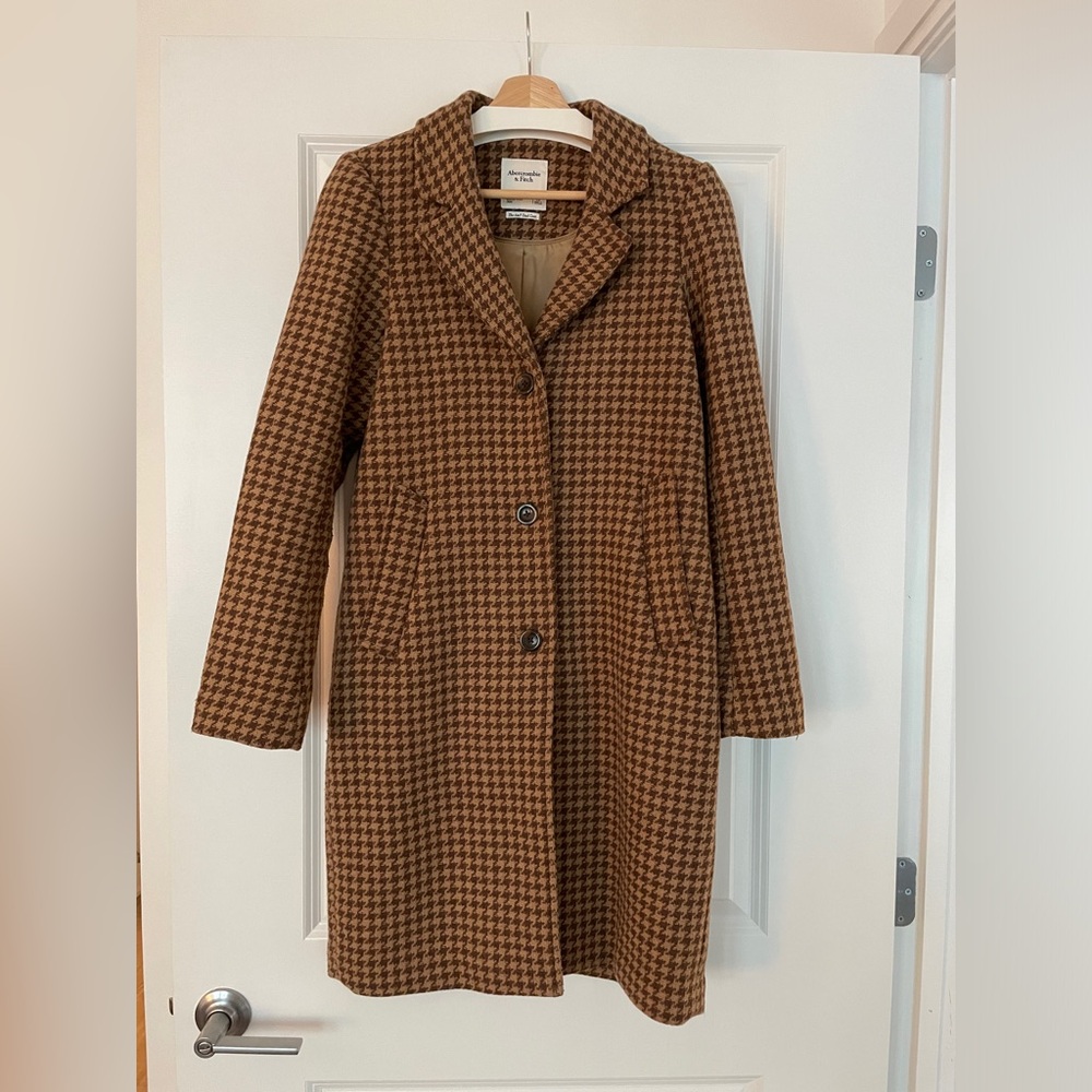 Brown & Tan Houndstooth Abercrombie & Fitch Tailored Dad Coat